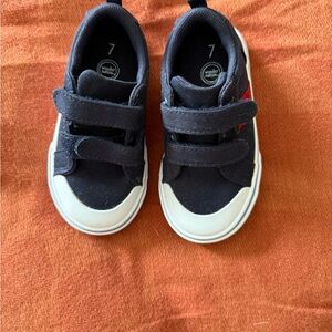Wonder Nation Black and White Velcro Sneakers